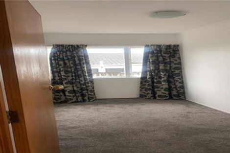 Photo of property in 2/302 Pakuranga Road, Pakuranga Heights, Auckland, 2010