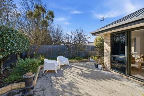 Photo of property in 2/39 Frankleigh Street, Somerfield, Christchurch, 8024