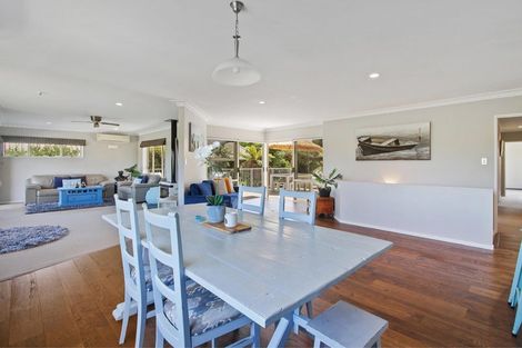 Photo of property in 27 Stella Drive, Clarks Beach, 2122