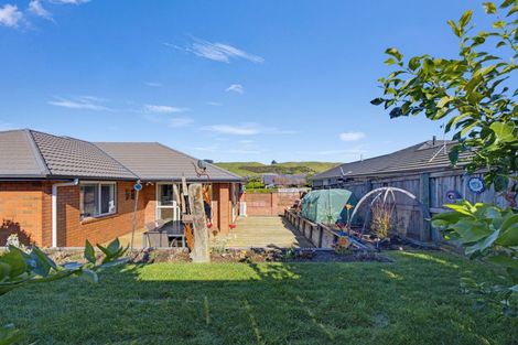 Photo of property in 15 Hamon Place, Pukehangi, Rotorua, 3015