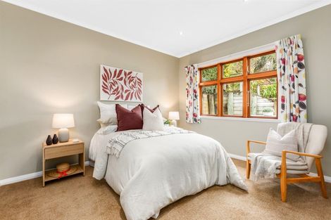 Photo of property in 129 Cockayne Road, Khandallah, Wellington, 6035