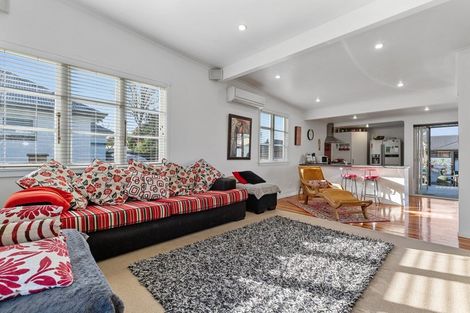 Photo of property in 18 Peachgrove Road, Hamilton East, Hamilton, 3216