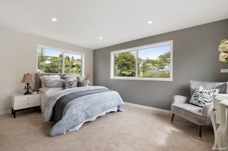 Photo of property in 1/58 Matipo Road, Mairangi Bay, Auckland, 0630