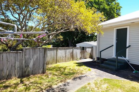 Photo of property in 3 Roto Street, Westown, New Plymouth, 4310