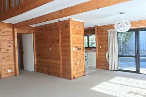 Photo of property in 6a Cambric Place, Botany Downs, Auckland, 2010