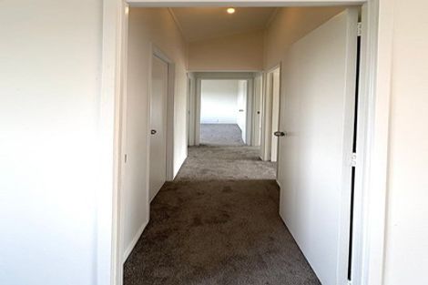 Photo of property in 87 Robert Skelton Place, Clendon Park, Auckland, 2103