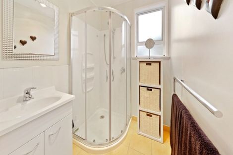 Photo of property in 31 Village Way, Ardmore, Papakura, 2582