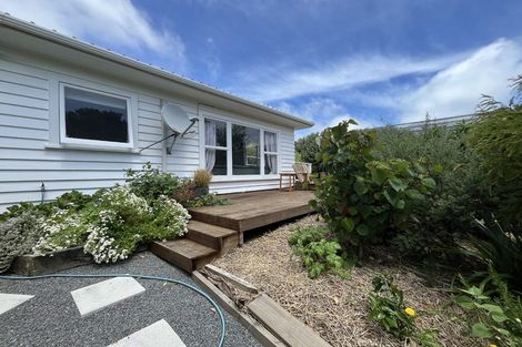 Photo of property in 2 Taupo Crescent, Plimmerton, Porirua, 5026