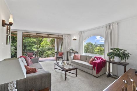 Photo of property in 2/59 Maxwelton Drive, Mairangi Bay, Auckland, 0630