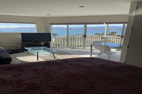 Photo of property in 15 Pinelands Avenue, Seatoun, Wellington, 6022