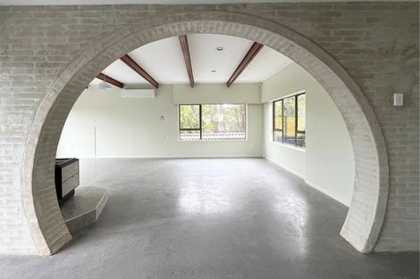 Photo of property in 1070 Scenic Drive North, Swanson, Auckland, 0816