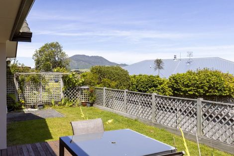 Photo of property in 28 Lakeridge Close, Rangatira Park, Taupo, 3330