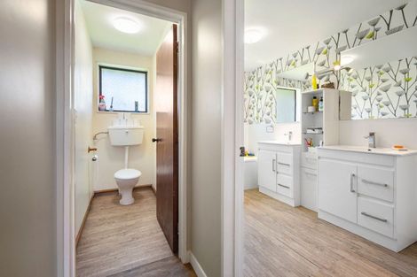 Photo of property in 1 Graham Street, Shannon, 4821