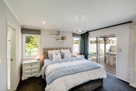 Photo of property in 38a Warwick Crescent, Taradale, Napier, 4112