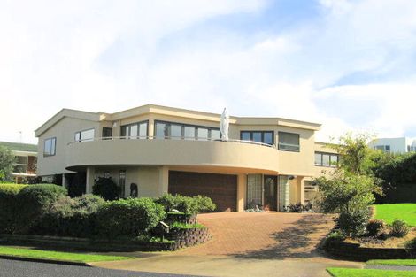 Photo of property in 121 Clovelly Road, Bucklands Beach, Auckland, 2012