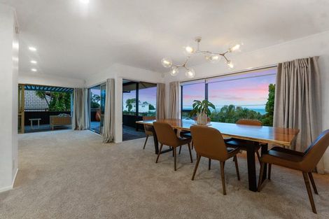 Photo of property in 1/23 Park Rise, Campbells Bay, Auckland, 0630