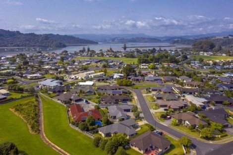 Photo of property in 5 Heritage Close, Whitianga, 3510
