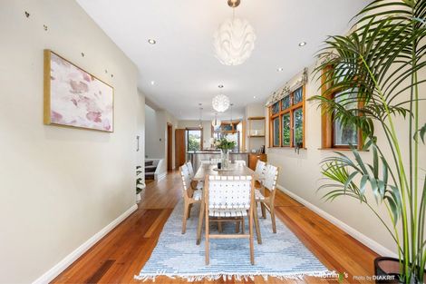 Photo of property in 11 Burma Road, Khandallah, Wellington, 6035
