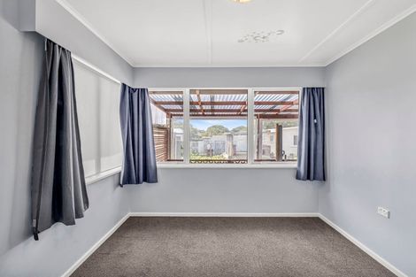 Photo of property in 92 Swiss Avenue, Gonville, Whanganui, 4501