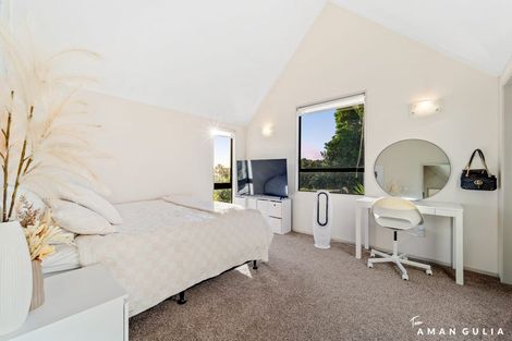 Photo of property in 33 Waipuia Place, Greenhithe, Auckland, 0632