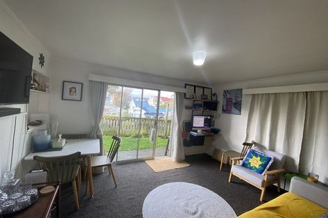 Photo of property in 16 Rodrigo Road, Kilbirnie, Wellington, 6022