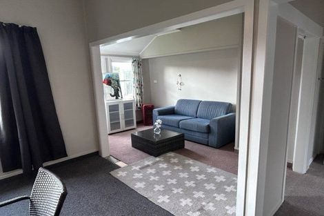 Photo of property in 21 Ongo Road, Hunterville, 4730