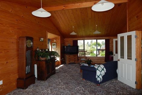 Photo of property in 50 Brunings Road, Carters Beach, Westport, 7892