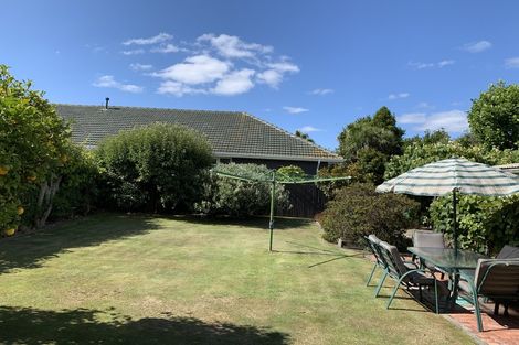Photo of property in 21 Lincoln Avenue, Epuni, Lower Hutt, 5011