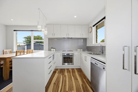 Photo of property in 63 Fern Drive, Halswell, Christchurch, 8025