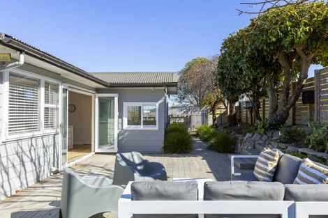 Photo of property in 73 Kurupae Road, Hilltop, Taupo, 3330