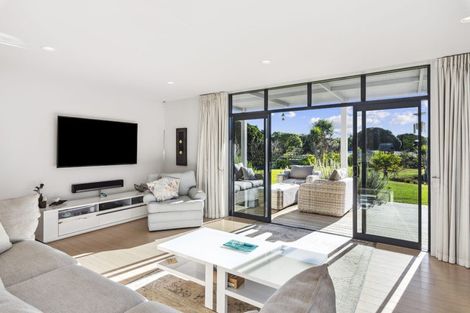 Photo of property in 116a Paetawa Road, Peka Peka, Waikanae, 5391