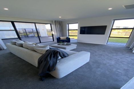 Photo of property in 44 Ngaru Crescent, Wharewaka, Taupo, 3330