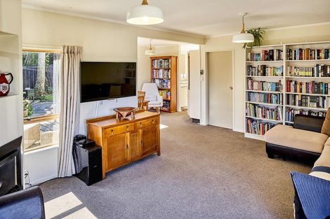 Photo of property in 31 Penryn Drive, Camborne, Porirua, 5026