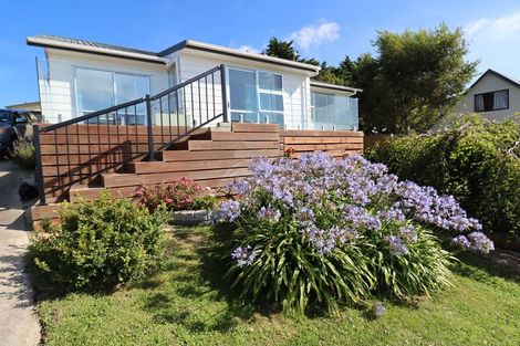 Photo of property in 13 Bywell Street, South Hill, Oamaru, 9400