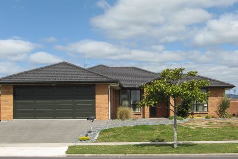 Photo of property in 106 Gravatt Road, Papamoa Beach, Papamoa, 3118