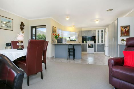 Photo of property in 260 Shakespeare Street, Leamington, Cambridge, 3432