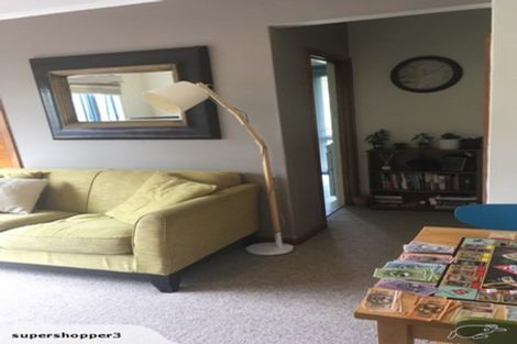 Photo of property in 16 Freyberg Street, Roslyn, Palmerston North, 4414