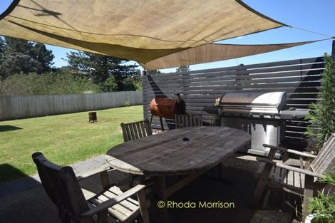 Photo of property in 88 Komiti Road, Tinopai, Matakohe, 0593