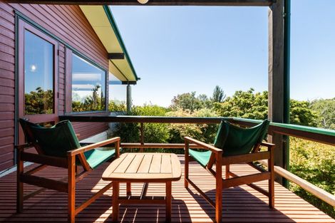 Photo of property in 33 Hikanui Drive, Havelock North, 4130