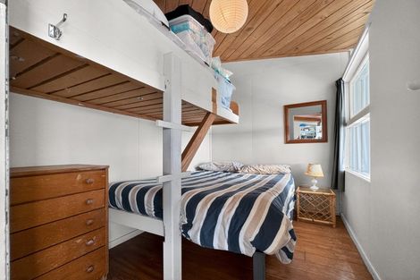 Photo of property in 102 Newcastle Street, Mahia, 4198