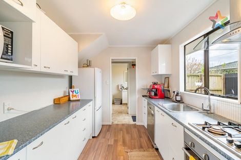 Photo of property in 2/45 Whites Line West, Woburn, Lower Hutt, 5010