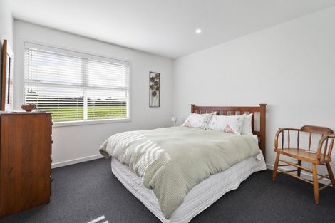 Photo of property in 172 Hendersons Line, Kelvin Grove, Palmerston North, 4470