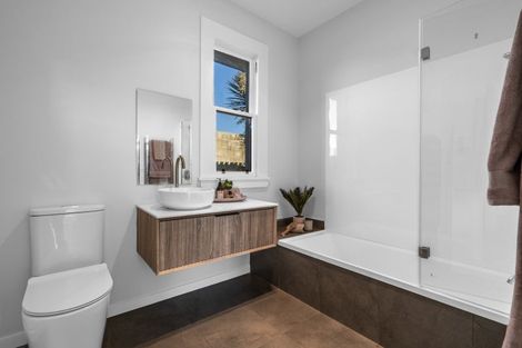 Photo of property in 156 Mackenzie Street, Winton, 9720