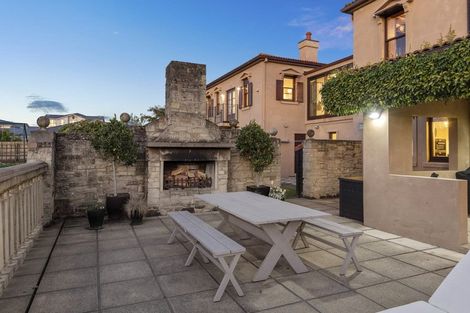 Photo of property in 17 Pararekau Road, Karaka, Papakura, 2580