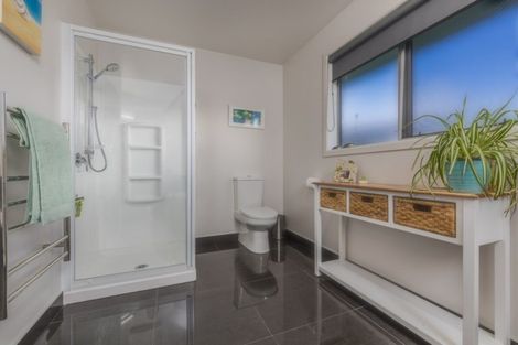 Photo of property in 6 Summerfield Way, Parahaki, Whangarei, 0112