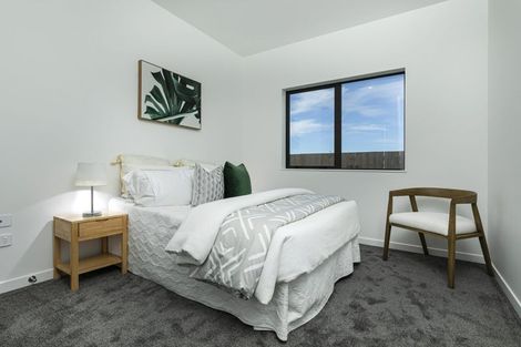 Photo of property in 6 Paihere Street, Huapai, Kumeu, 0810