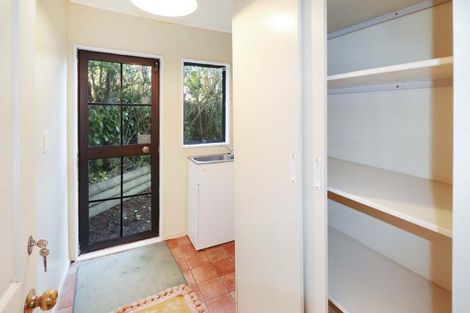 Photo of property in 38 Gurkha Crescent, Khandallah, Wellington, 6035