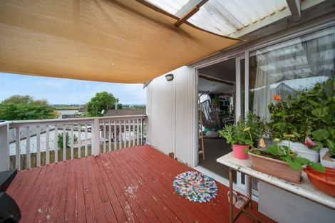 Photo of property in 2/23 Beihlers Road, Weymouth, Auckland, 2103
