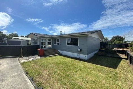 Photo of property in 11a Michael Road, Paraparaumu Beach, Paraparaumu, 5032