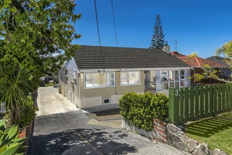 Photo of property in 3 Acacia Road, Torbay, Auckland, 0632